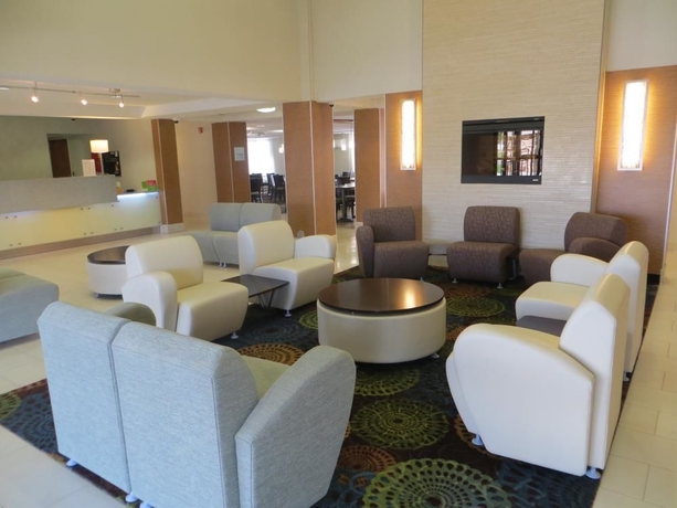 Imagen de los interiores del Hotel Holiday Inn Express Romulus / Detroit Airport, An Ihg. Foto 13