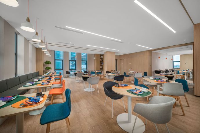 Imagen del bar/restaurante del Hotel Holiday Inn Express Rongcheng Science And Technolo, an IHG. Foto 2