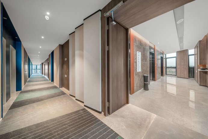 Imagen de los interiores del Hotel Holiday Inn Express Rongcheng Science And Technolo, an IHG. Foto 20