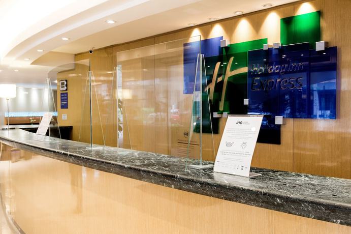 Imagen de los interiores del Hotel Holiday Inn Express Rosario. Foto 17