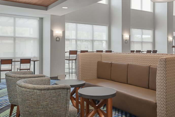 Imagen de los interiores del Hotel Holiday Inn Express Sacramento Airport Natomas, An Ihg. Foto 20