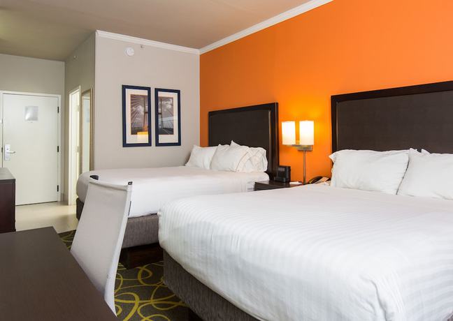 Imagen de la habitación del Hotel Holiday Inn Express Saint Simons Island, An Ihg. Foto 16