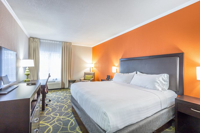 Imagen de la habitación del Hotel Holiday Inn Express Saint Simons Island, An Ihg. Foto 18