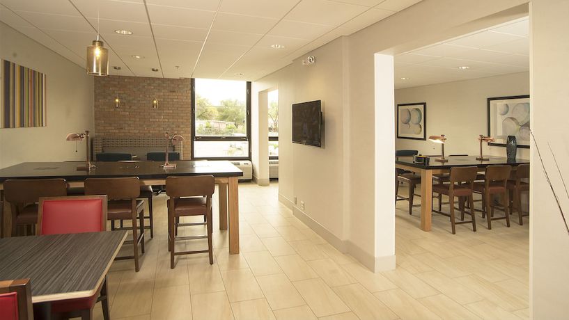 Imagen de los interiores del Hotel Holiday Inn Express San Antonio-airport, An Ihg. Foto 17