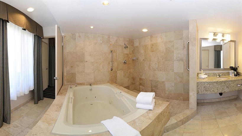 Imagen de la habitación del Hotel Holiday Inn Express San Diego Airport - Old Town, An Ihg. Foto 4