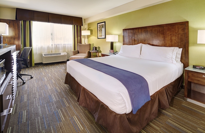 Imagen de la habitación del Hotel Holiday Inn Express San Diego South - National City, An Ihg. Foto 4