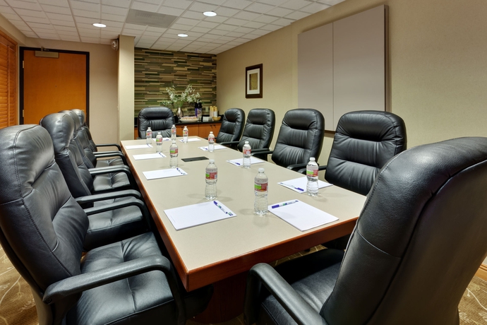 Imagen de los interiores del Hotel Holiday Inn Express San Francisco-airport North, An Ihg. Foto 13