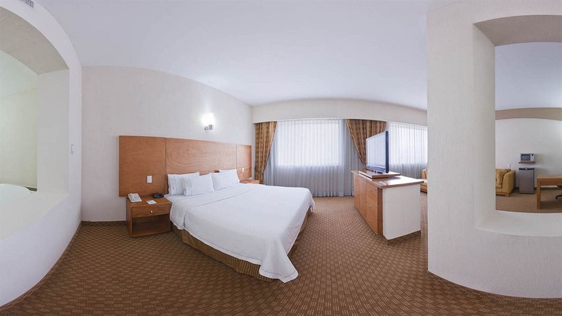 Imagen de la habitación del Hotel Holiday Inn Express San Luis Potosi. Foto 4