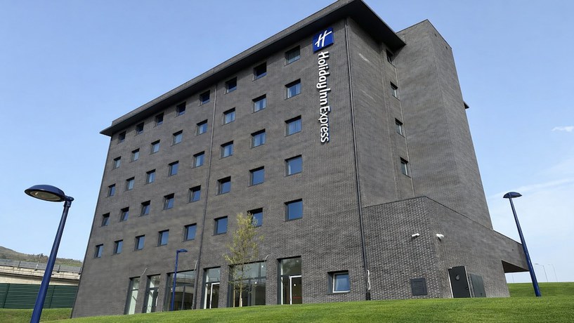 Imagen de los exteriores del Hotel Holiday Inn Express San Sebastian Errenteria By Ihg. Foto 9