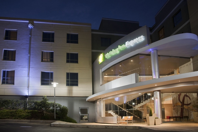 Imagen general del Hotel Holiday Inn Express Sandton Woodmead, An Ihg. Foto 3