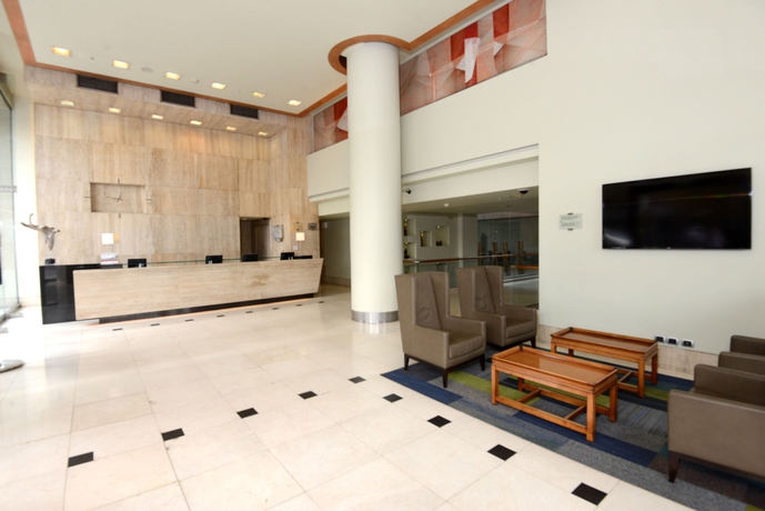 Imagen de los interiores del Hotel Holiday Inn Express Santiago Las Condes. Foto 13