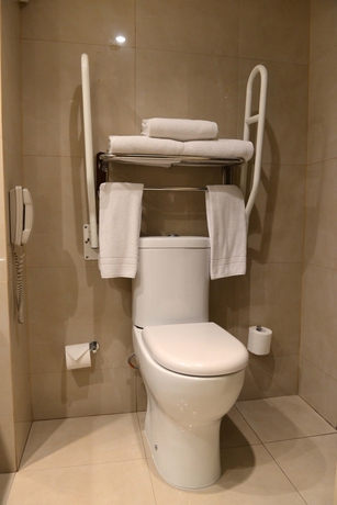 Imagen de la habitación del Hotel Holiday Inn Express Santiago Las Condes. Foto 6