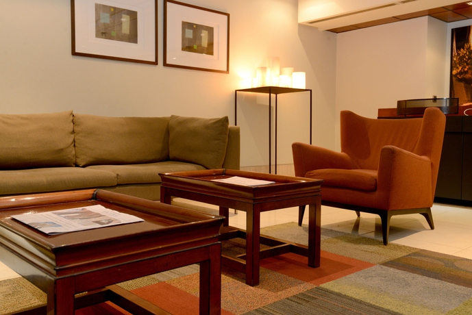 Imagen de los interiores del Hotel Holiday Inn Express Santiago Las Condes. Foto 15