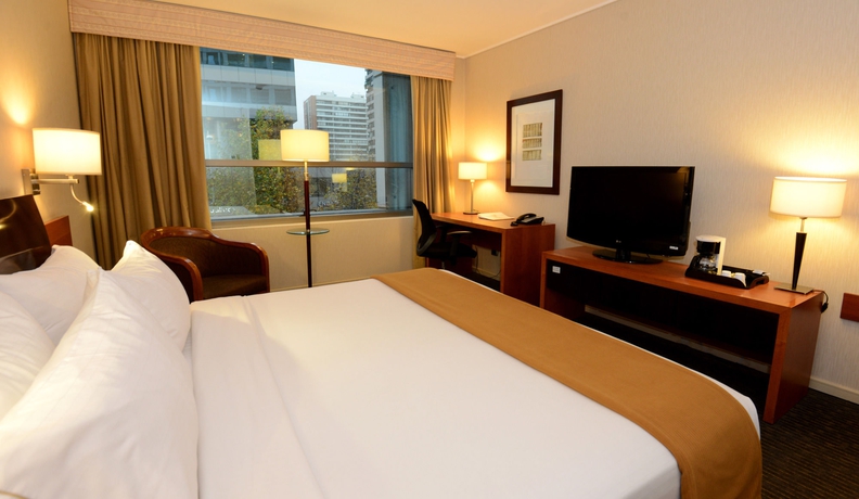 Imagen de la habitación del Hotel Holiday Inn Express Santiago Las Condes. Foto 8