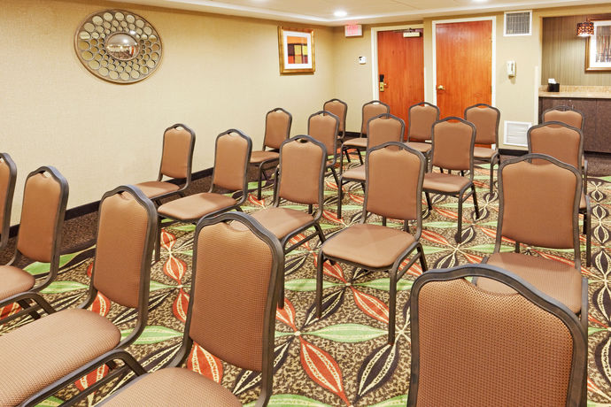 Imagen de la habitación del Hotel Holiday Inn Express Saugus (logan Airport). Foto 4