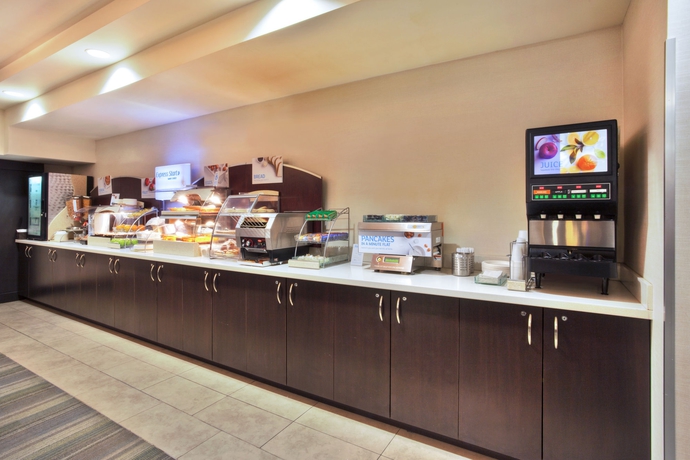 Imagen del bar/restaurante del Hotel Holiday Inn Express Sault Ste Marie, Sault Ste. Marie. Foto 4