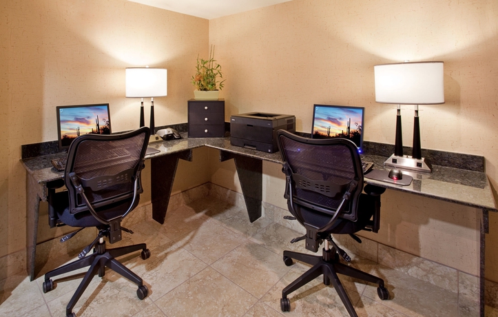 Imagen de los interiores del Hotel Holiday Inn Express Scottsdale North. Foto 14