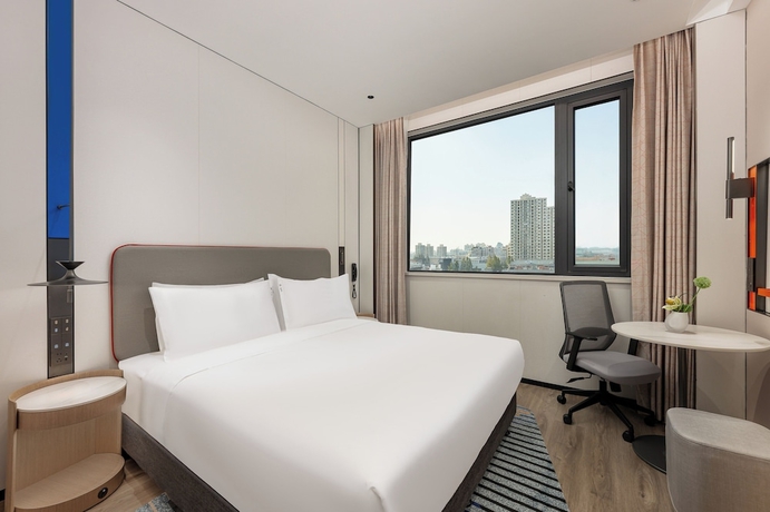 Imagen de la habitación del Hotel Holiday Inn Express Shanghai Changyang Road by IHG. Foto 5