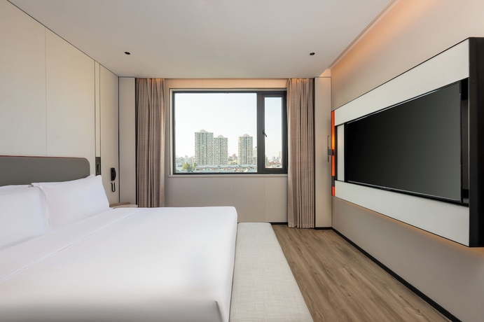 Imagen de la habitación del Hotel Holiday Inn Express Shanghai Changyang Road by IHG. Foto 6