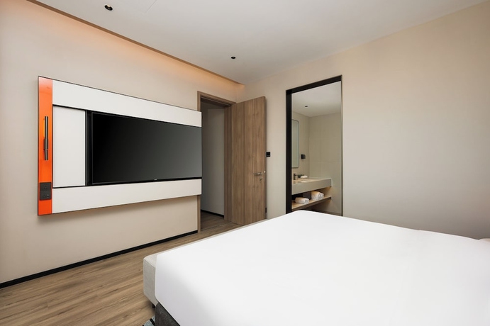 Imagen de la habitación del Hotel Holiday Inn Express Shanghai Changyang Road by IHG. Foto 7