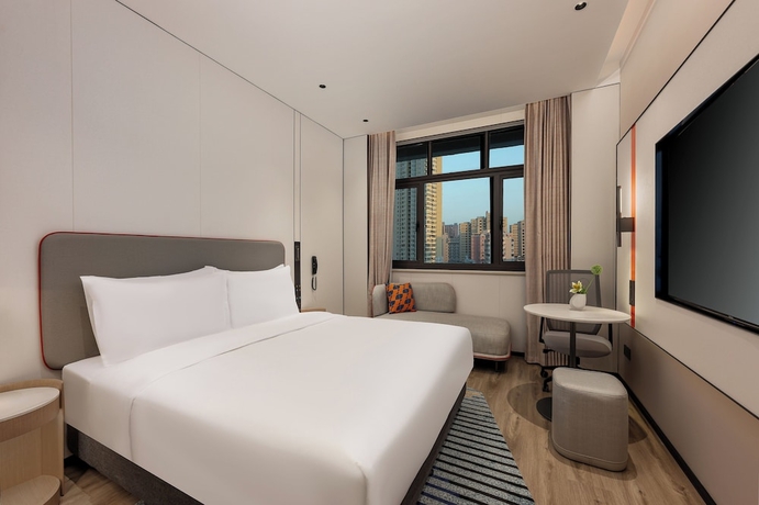 Imagen de la habitación del Hotel Holiday Inn Express Shanghai Changyang Road by IHG. Foto 11