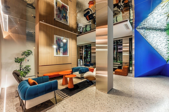 Imagen de los interiores del Hotel Holiday Inn Express Shanghai Changyang Road by IHG. Foto 14