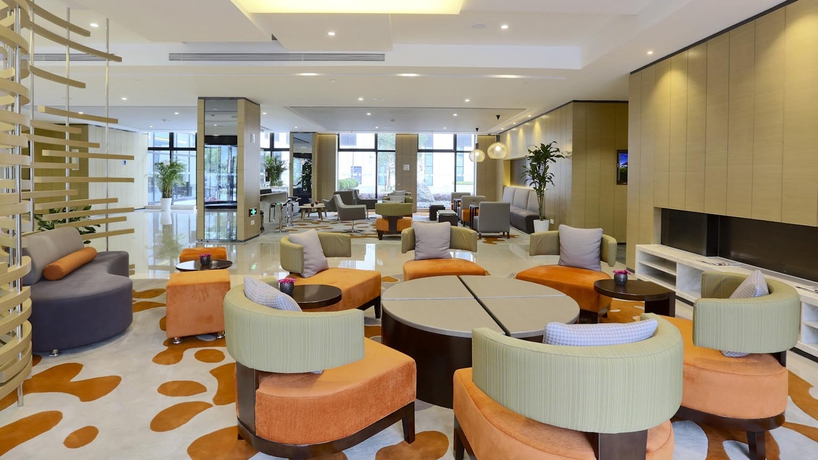 Imagen de los interiores del Hotel Holiday Inn Express Shanghai Gongkang, An Ihg. Foto 11