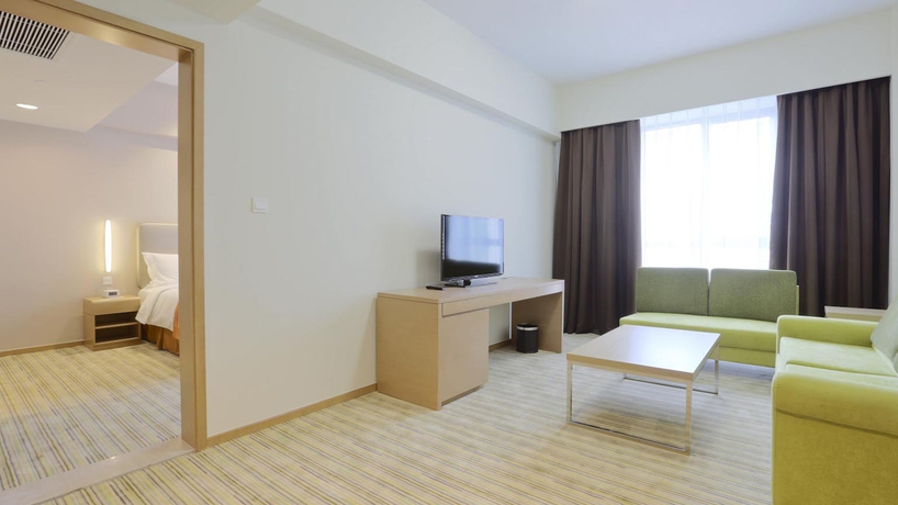 Imagen de la habitación del Hotel Holiday Inn Express Shanghai Gongkang, An Ihg. Foto 8