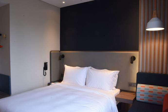 Imagen de la habitación del Hotel Holiday Inn Express Shanghai Gubei. Foto 7