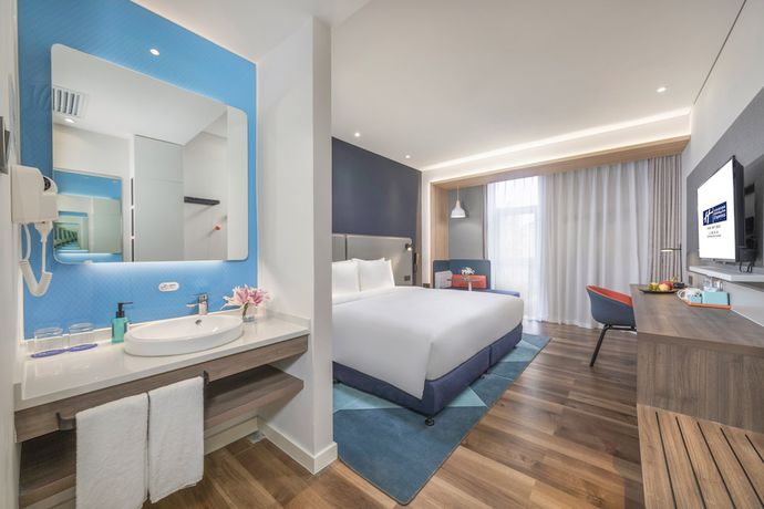 Imagen de la habitación del Hotel Holiday Inn Express Shanghai Gubei. Foto 12
