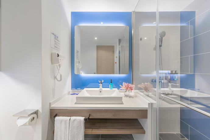 Imagen de la habitación del Hotel Holiday Inn Express Shanghai Gubei. Foto 15