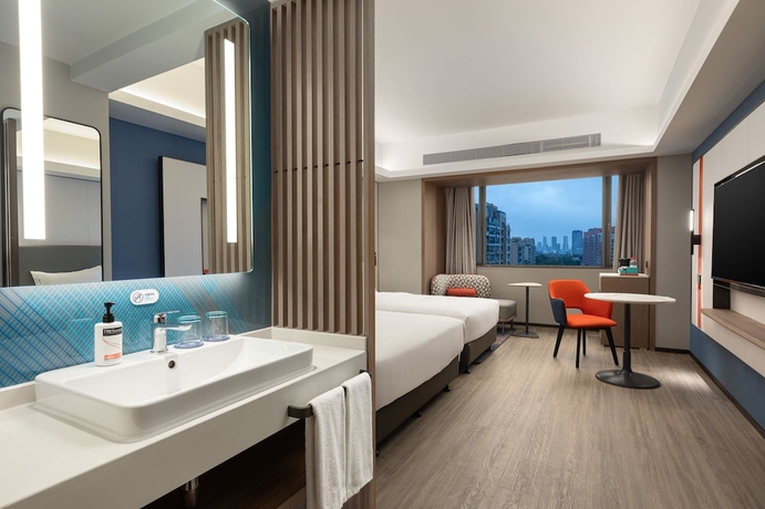 Imagen de la habitación del Hotel Holiday Inn Express Shanghai Gumei, an IHG. Foto 2