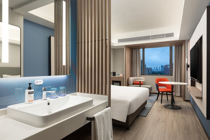 Imagen de la habitación del Hotel Holiday Inn Express Shanghai Gumei, an IHG. Foto 8