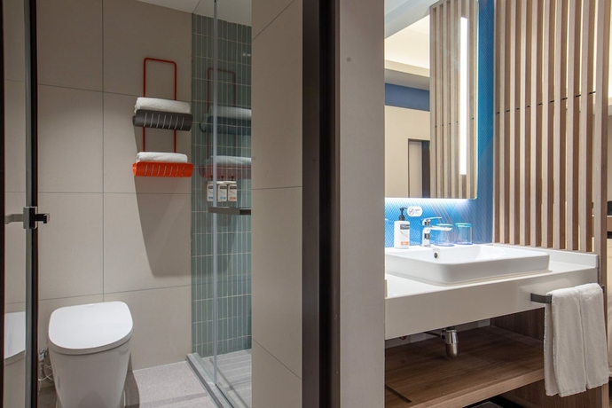 Imagen de la habitación del Hotel Holiday Inn Express Shanghai Gumei, an IHG. Foto 11