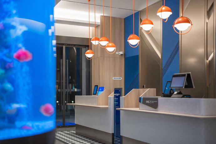 Imagen de los interiores del Hotel Holiday Inn Express Shanghai Hongqiao Linkong, an IHG. Foto 12