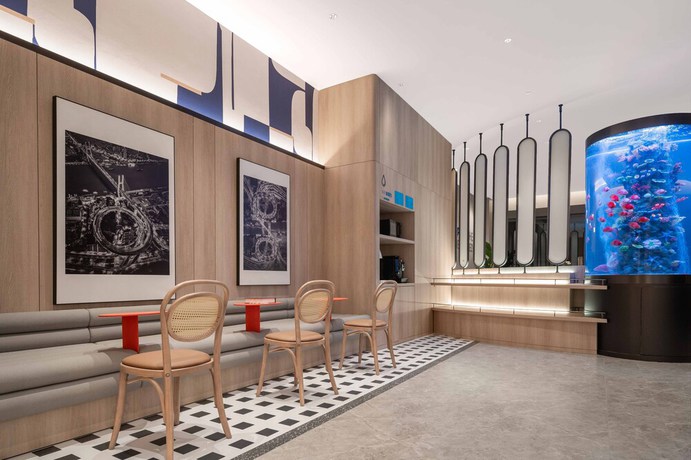 Imagen de los interiores del Hotel Holiday Inn Express Shanghai Hongqiao Linkong, an IHG. Foto 20