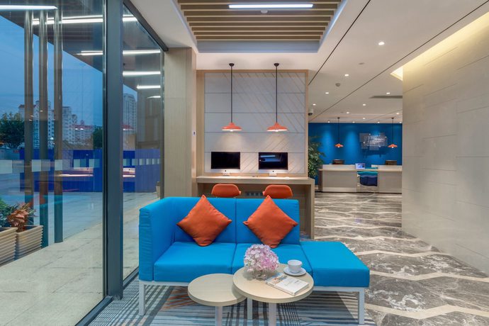 Imagen de los interiores del Hotel Holiday Inn Express Shanghai Jiading Center. Foto 18