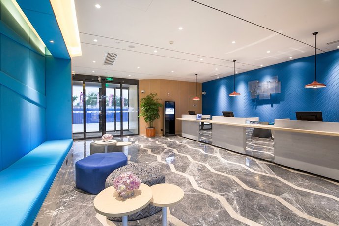 Imagen de los interiores del Hotel Holiday Inn Express Shanghai Jiading Center. Foto 19