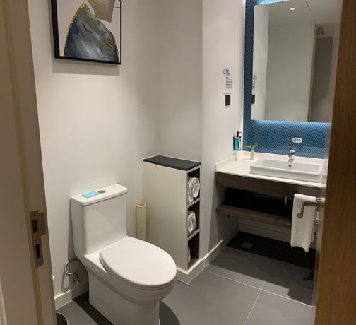 Imagen de la habitación del Hotel Holiday Inn Express Shanghai Kangqiao. Foto 11