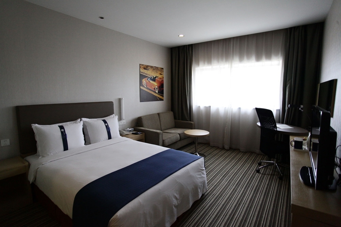 Imagen de la habitación del Hotel Holiday Inn Express Shanghai New Hongqiao, An Ihg. Foto 6