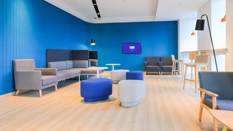 Imagen de los interiores del Hotel Holiday Inn Express Shanghai Pudong Airport, An Ihg. Foto 15