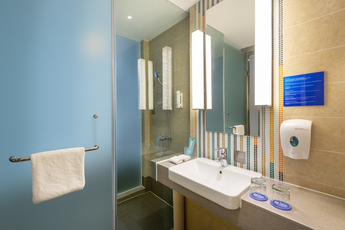 Imagen de la habitación del Hotel Holiday Inn Express Shanghai Pujiang, An Ihg. Foto 10