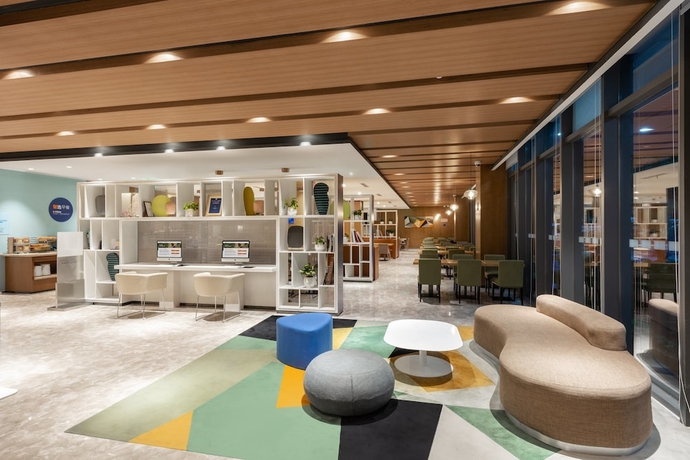 Imagen de los interiores del Hotel Holiday Inn Express Shanghai Pujiang, An Ihg. Foto 18