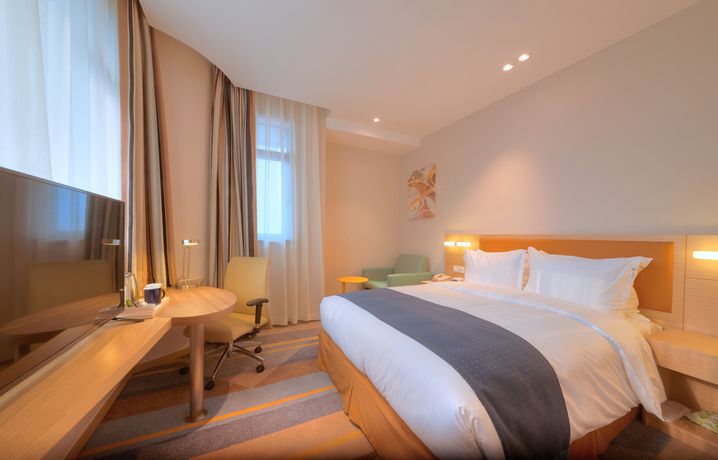 Imagen del bar/restaurante del Hotel Holiday Inn Express Shanghai Zhenping, An Ihg. Foto 6