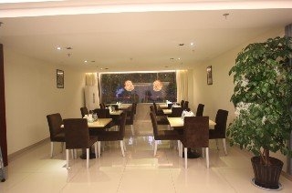 Imagen del bar/restaurante del Hotel Holiday Inn Express Shantou City Center, An Ihg. Foto 12