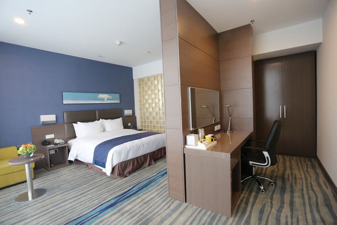 Imagen de la habitación del Hotel Holiday Inn Express Shenyang North Station. Foto 10