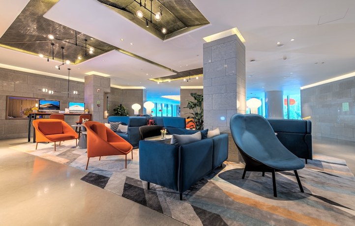 Imagen de los interiores del Hotel Holiday Inn Express Shenzhen Dongmen. Foto 9