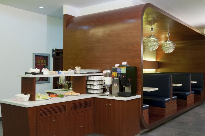 Imagen del bar/restaurante del Hotel Holiday Inn Express Shenzhen Luohu. Foto 3