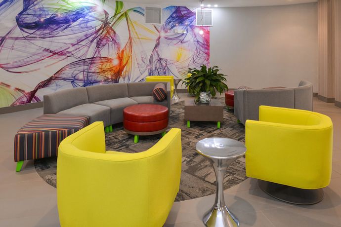 Imagen de los interiores del Hotel Holiday Inn Express Shippensburg. Foto 18