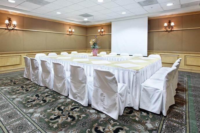 Imagen de los interiores del Hotel Holiday Inn Express Silao Aeropuerto Bajio. Foto 12